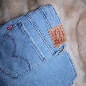 Levi’s Jeans